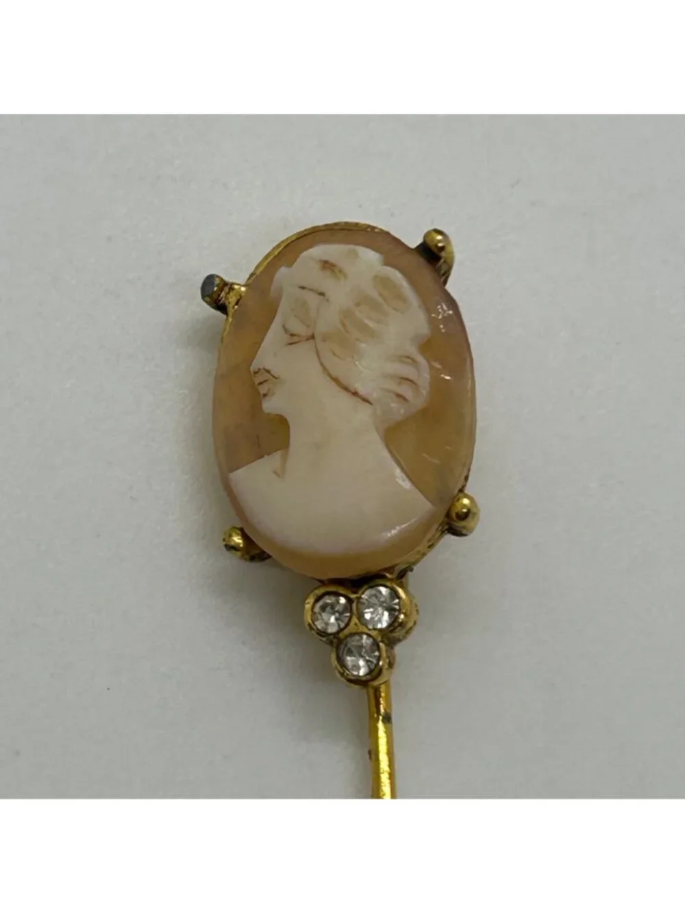 Vintage Cameo Stick Pin Carved Shell Gold-tone Portrait Brooch Hat Rhinestone